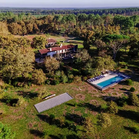 Domaine Avec Piscine Chauffee - 12 Pers. - Fr-1-791-48 别墅 卡斯泰
